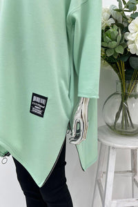 Round Neck, Zip Detailed Hem, Two Pocket Oversized Jumper