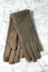 Black textured gloves with cozy boucle detail
