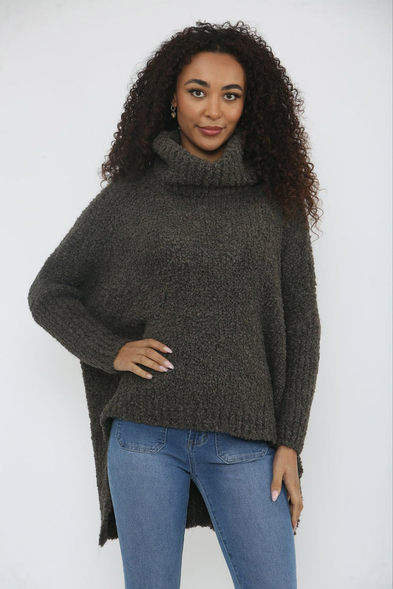 Oversized, Relaxed fit , Long Sleeves Jumper with high, rolled turtleneck collar